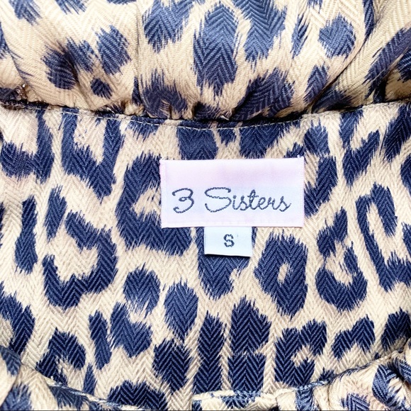 ❤️SOLD❤️3 Sisters Leopard Large Button Peacoat • - Picture 3 of 7